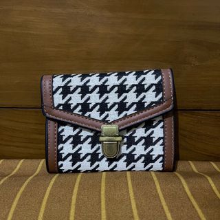 (Kategori: ) berada di . Dikirim oleh lovedbynadk (ID iklan 1371360030, Gambar 1). Deskripsi: .