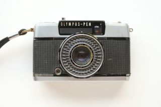 (Category: ) located in . Submitted by goinganalog (Listing ID 1371362414, Image 1). Description: .