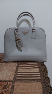 (Kategori: ) berada di . Dikirim oleh nindanagallery (ID iklan 1371254495, Gambar 1). Deskripsi: .