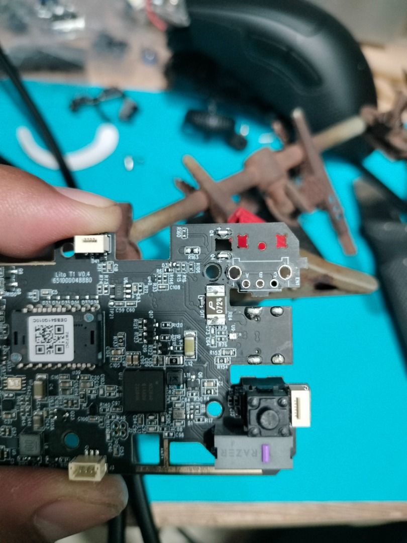 Razer Gaming Mouse Repair (Category: Cables & Adaptors) located in Quezon City. Submitted by kyrex12 (Listing ID 1371183118, Image 2). Description: -500 fee for 2pcs optical clicker at linis -500 fee if roller issue -accept for shipping sa prefer nyong courier -accept GCASH and MAYA payment.