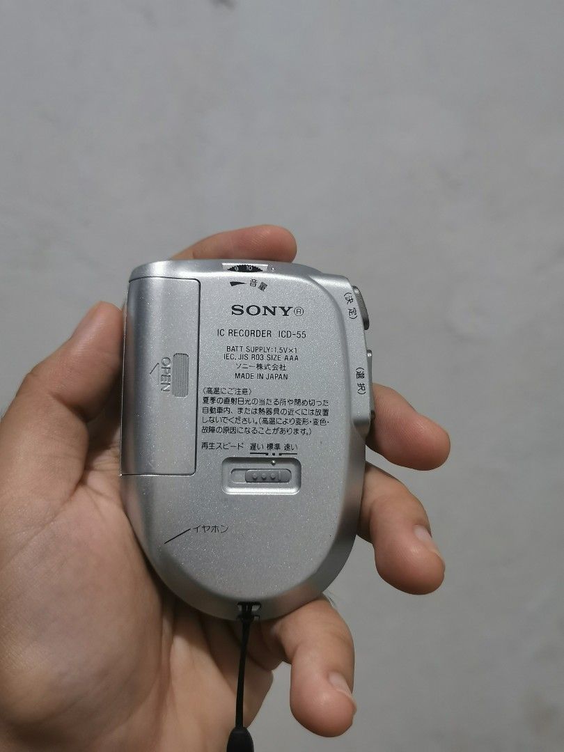 Sony video recorder ID55 (Category: Voice Recorders) located in Angeles City. Submitted by gonzalesmi33266 (Listing ID 1371356884, Image 3). Description: No issue working well. Di ka lugi boss 👍.
