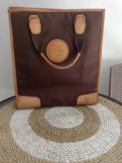 (Kategori: ) berada di . Dikirim oleh sis_ranita (ID iklan 1371218600, Gambar 1). Deskripsi: .