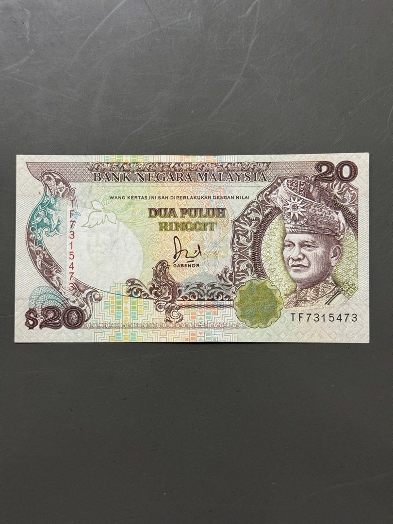 TF First Prefix Rm20 Ringgit Malaysia banknote (Category: Currency) located in Kulai. Submitted by mv.collection (Listing ID 1371335330, Image 1). Description: TF First Prefix Rm20 Ringgit Malaysia banknote TF 7315473 👉Condition GEF (No tear, No hole) 👉Jaafar Signature 👉6th series The seller is not responsible for being lost or stolen for the item after shipping..... No return. No refunds oni for local buyers, no international bankin if intere