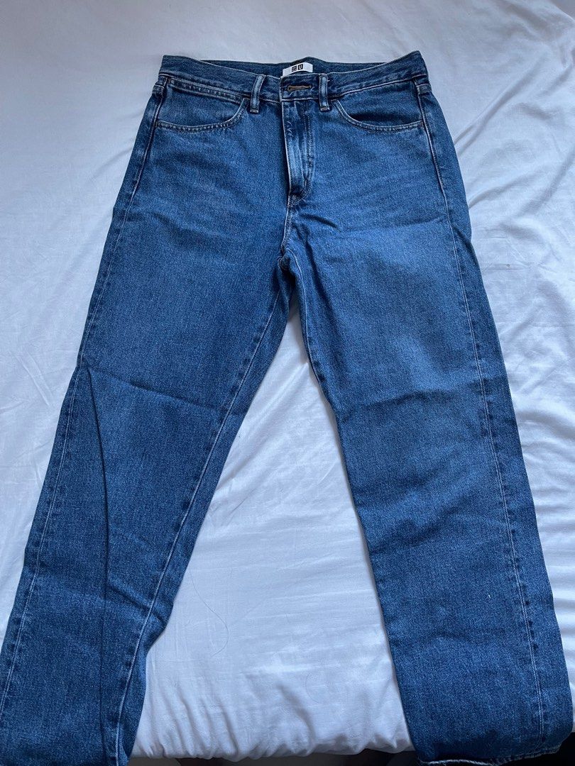 UNIQLO Navy Blue Jeans (Category: Jeans) located in Manila. Submitted by madkidinside (Listing ID 1371228109, Image 1). Description: Size 29 (73.5cm).