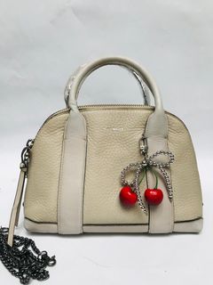 (Kategori: ) berada di . Dikirim oleh lapaksisil2nd (ID iklan 1371325005, Gambar 1). Deskripsi: .