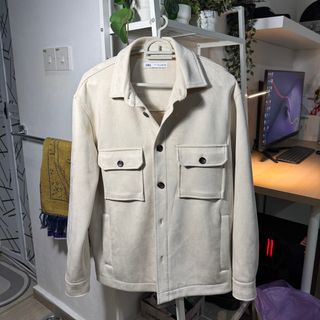 (Category: ) located in . Submitted by thriftsential (Listing ID 1371347873, Image 1). Description: .