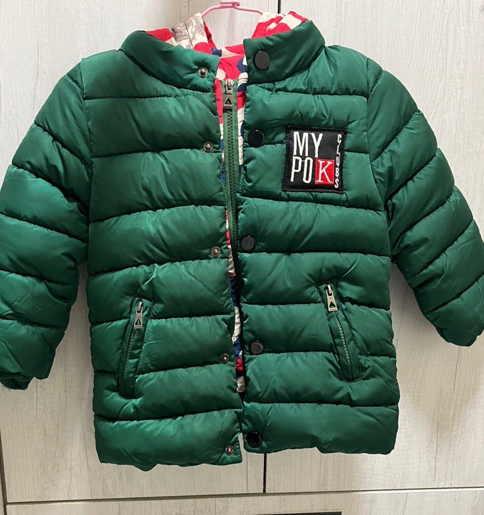 由 gabby1111 (刊登 ID 1371377957，圖片 1) 提交，位於 彰化縣 (Changhua) 的 兒童羽絨外套100-100可穿 (類別：嬰兒及兒童流行時尚)，說明：幾乎全新，剪完吊牌沒穿過。