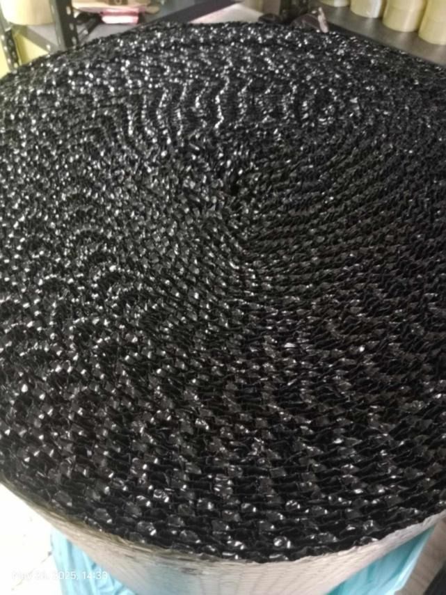 40"x100" Black Bubble Wrap (Category: Craft Supplies & Tools) located in San Juan City. Submitted by princessshyph (Listing ID 1222460948, Image 2). Description: 40"x100" Bubble Wrap.