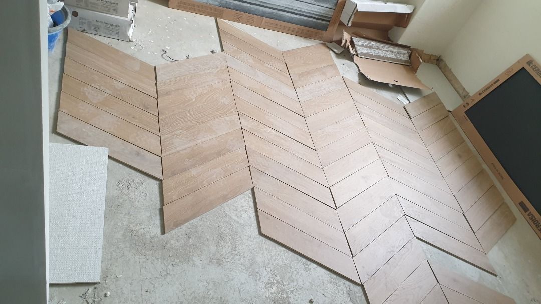 🛠️ Professional Renovation Services | Tiling, Plastering & Screeding62853066633346110