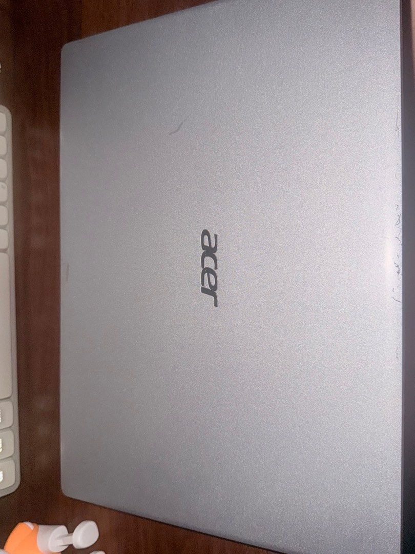 Acer Aspire 1 A114-33 (Category: Laptops & Notebooks) located in Singapore. Submitted by llennisllenn (Listing ID 1371543155, Image 3). Description: A simple laptop for school/work use! Selling off cheap as it is pre loved and has obvious scratches, but the laptop itself is working fine .