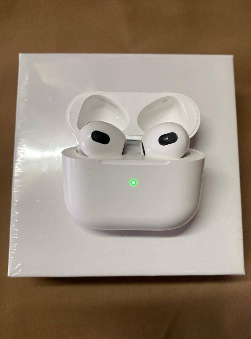 Airpods generation 3rd (Category: Earphones) located in Manila. Submitted by milasgadgetph (Listing ID 1371431464, Image 2). Description: airpods gen 3 original type serial number is searchable bnew and seled proof tested quality auto connect to ios mop: gcash|bank (xfer ) delivery/pickup/lalamove/jnt no refund policy ‼️ pm for more details.
