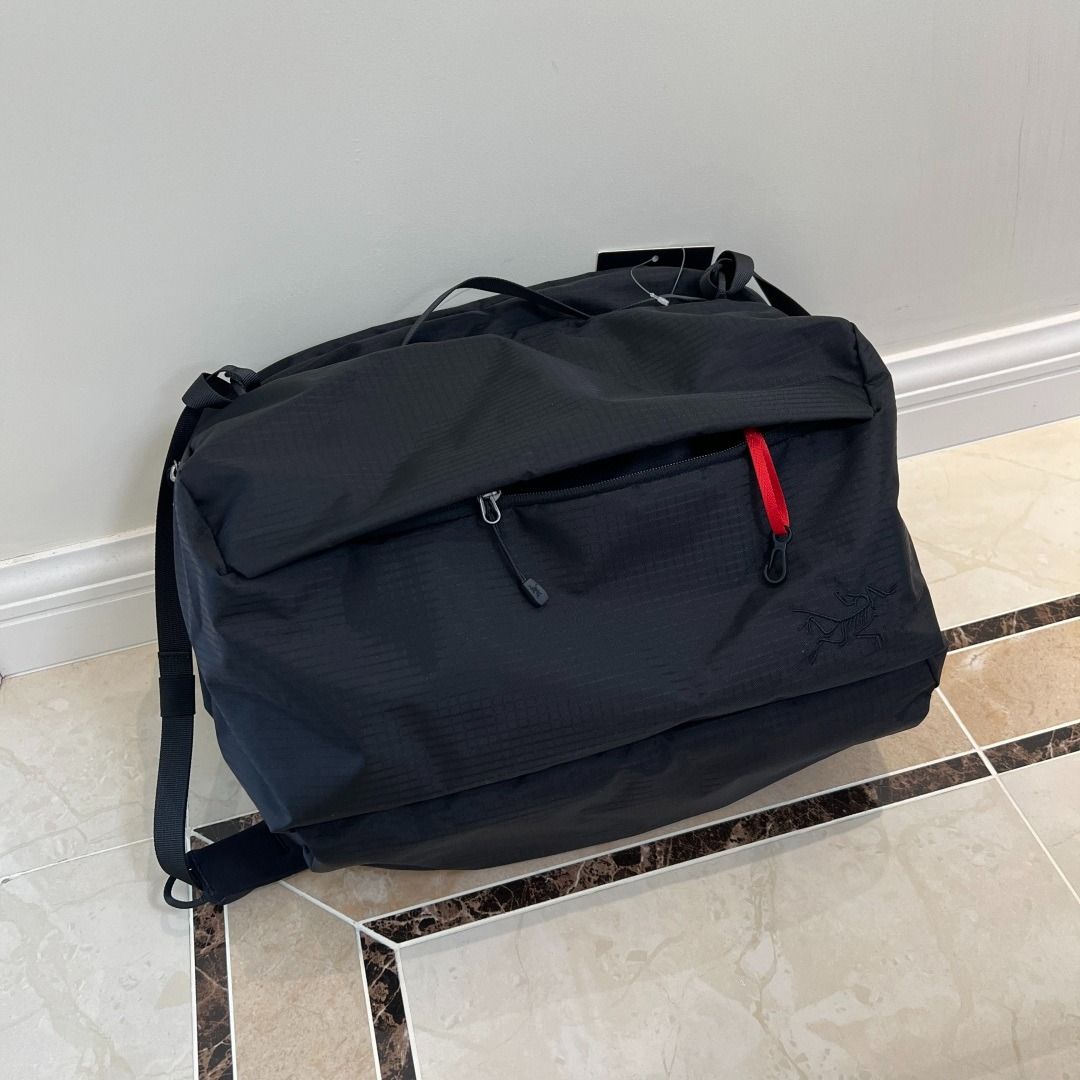 ARC'TERYX Ion Gear Organizer 40L Black Colour, Men's Fashion, Bags