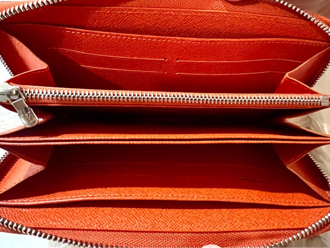 Authentic Louis Vuitton Piment Epi Leather Zippy Wallet (Category: Luxury Bags & Wallets) located in Las Pinas. Submitted by iceedevclutter (Listing ID 1371426324, Image 3). Description: With original sackbag Barely used From Jpn Free shipping within NCR ‼️.