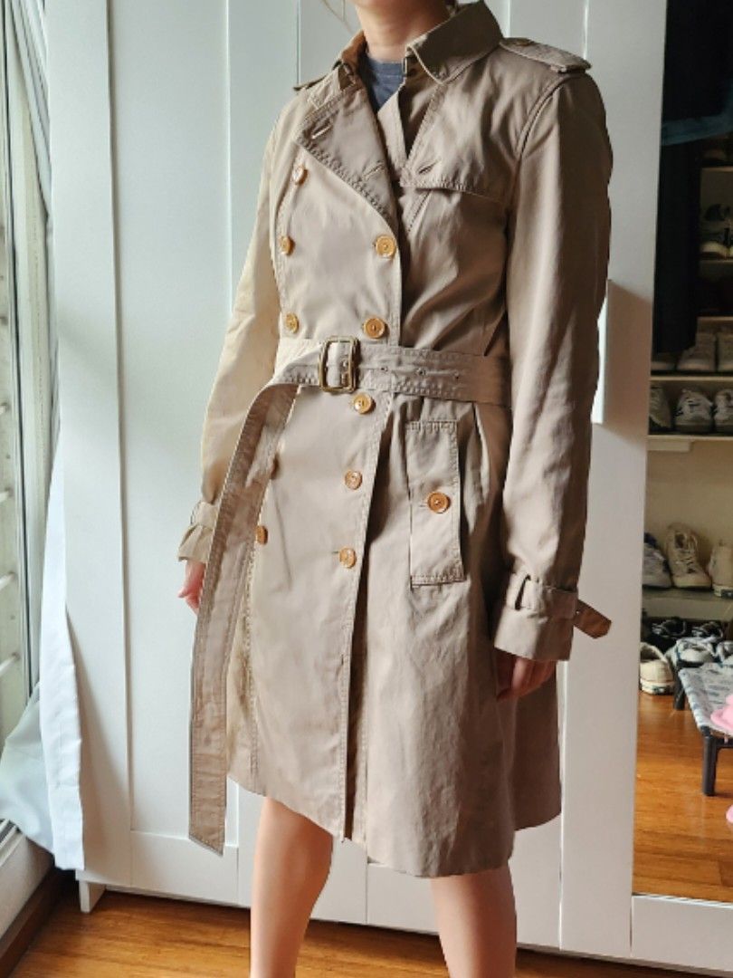 Banana Republic Trench Coat (Category: Coats, Jackets and Outerwear) located in Quezon City. Submitted by six_half (Listing ID 1371451367, Image 2). Description: Shoulder: 15" Arm: 23.5" Width: 17" Length: 37" Flaws: bent buckle on waist belt (check last pic), minor dirt.