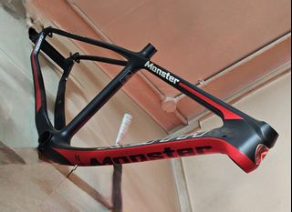 (Category: ) located in . Submitted by simplybikes (Listing ID 1371408757, Image 1). Description: .