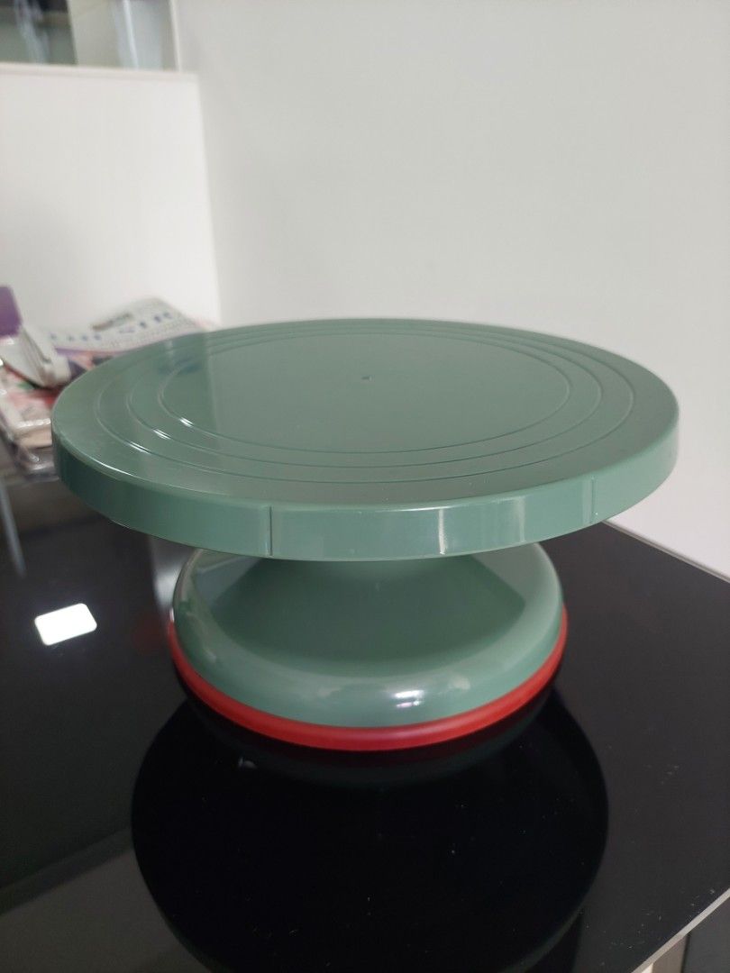 Cake stand