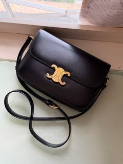 （分類：）位於 。 由 lyla.061 提交（商品編號 1371444833，圖片 1）。簡介： 。