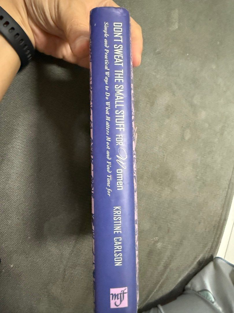 Don’t Sweat the Small Stuff for Women (Category: Storybooks) located in Manila. Submitted by spaigel (Listing ID 1371490813, Image 3). Description: Hardbound small. First few chapters have lines Yellow-ish pages.