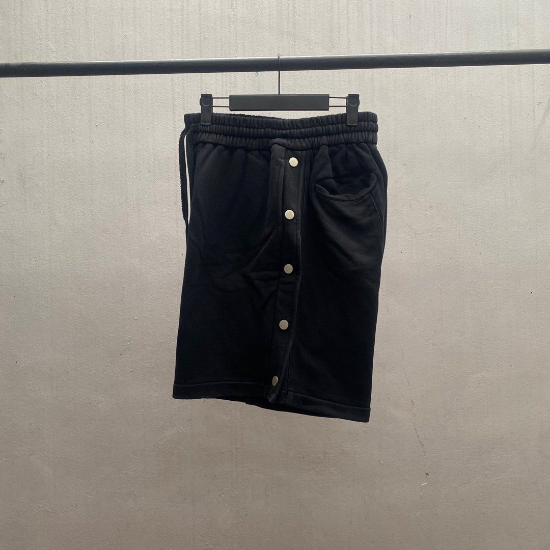 Drop Crotch Shorts (Rick Owens Alt) (Category: Shorts) located in Quezon City. Submitted by rylledup (Listing ID 1371381243, Image 3). Description: Drop Crotch Shorts (Rick Owens esque) Waist: 28 to 34 (Garterized) Length: 20.5 LO: 15 Price: 800 .
