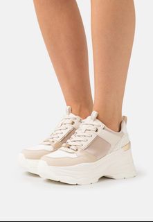 (Category: ) located in . Submitted by shoppalism (Listing ID 1371414956, Image 1). Description: .
