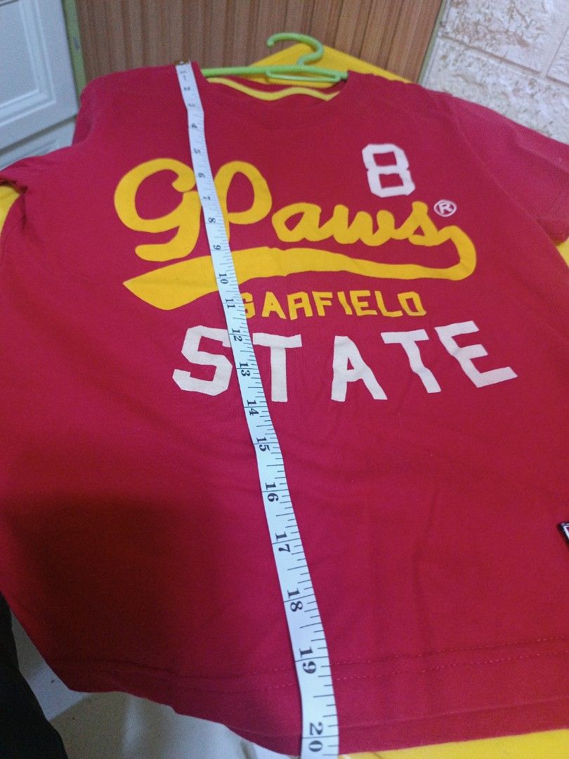 Garfield red tshirt kids (Category: Babies & Kids Fashion) located in Rizal. Submitted by decluttertoreuse (Listing ID 1371491698, Image 3). Description: Size 4-6 yo this is preloved, hindi na ginagamit, nakastock nlng and for declutter (negotiable).