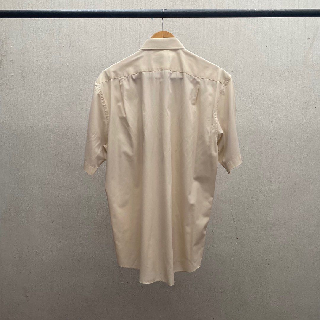 Giorgio Armani Cream Polo (Category: Formal Shirts) located in Quezon City. Submitted by rylledup (Listing ID 1371378709, Image 2). Description: Giorgio Armani Cream Polo Width: 24 Length: 30 Price: 500 .