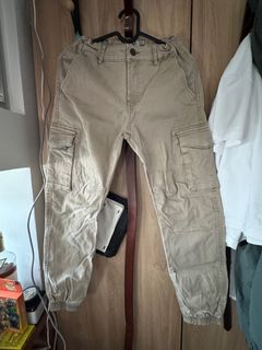 （分類：）位於 。 由 153.closet 提交（商品編號 1371409450，圖片 1）。簡介： 。