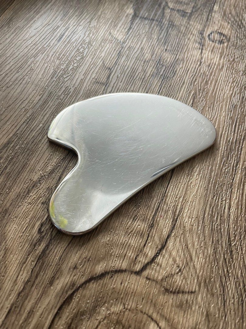 Gua Sha (Stainless Steel) (Category: Face Care) located in Calasiao. Submitted by shoparen14525 (Listing ID 1371527165, Image 2). Description: Stainless Steel Well used Flaws: scratches/gasgas.