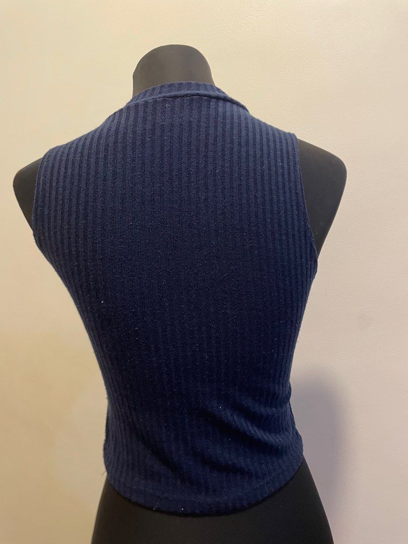 Halterneck Crop Top (Category: Blouses) located in Cebu City. Submitted by juulibee (Listing ID 1371470937, Image 2). Description: Note: Top is sheer. Your bra will be visible under light. Free sizing but can fit S-M frames, maybe 28-36 bust and 25-30” waist Length: 14.5” Shipping through J&T..
