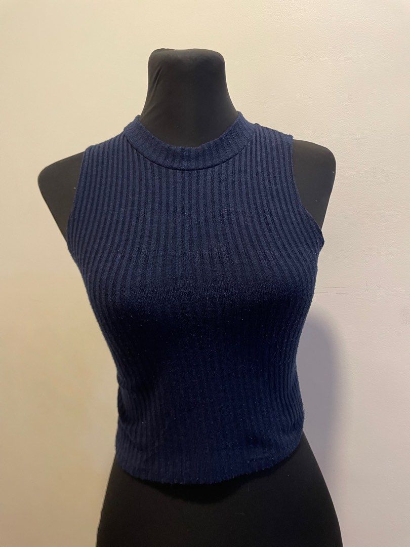 Halterneck Crop Top (Category: Blouses) located in Cebu City. Submitted by juulibee (Listing ID 1371470937, Image 1). Description: Note: Top is sheer. Your bra will be visible under light. Free sizing but can fit S-M frames, maybe 28-36 bust and 25-30” waist Length: 14.5” Shipping through J&T..