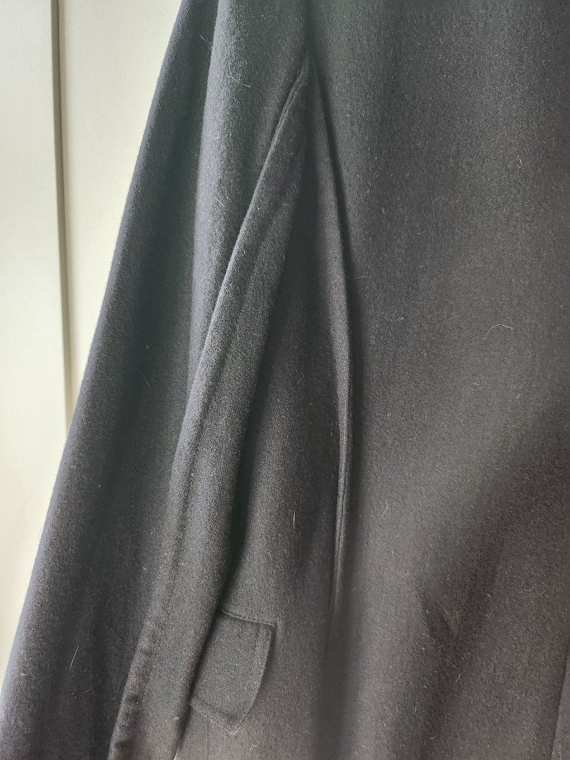 Harve Benard Wool Blend Longline Blazer (Category: Coats, Jackets and Outerwear) located in Quezon City. Submitted by six_half (Listing ID 1371455172, Image 3). Description: Wool and Viscose Blend Shoulder: 15" Arm: 22.5" Width: 17" Length: 29".