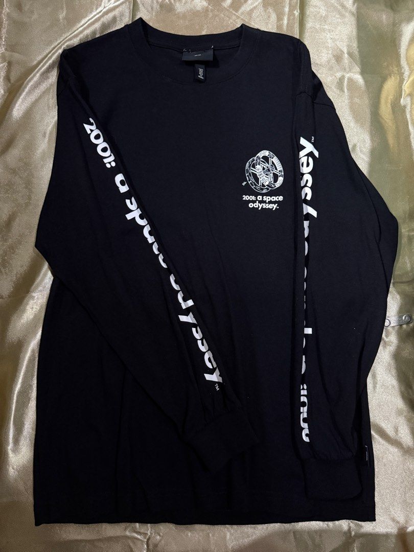 hm sweater space odyssey mens (Category: Coats, Jackets and Outerwear) located in Pasig City. Submitted by _aedm (Listing ID 1371394951, Image 1). Description: length: 29 inches bust: 19 inches.