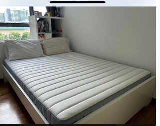 (Category: ) located in . Submitted by laurette (Listing ID 1371374090, Image 1). Description: .