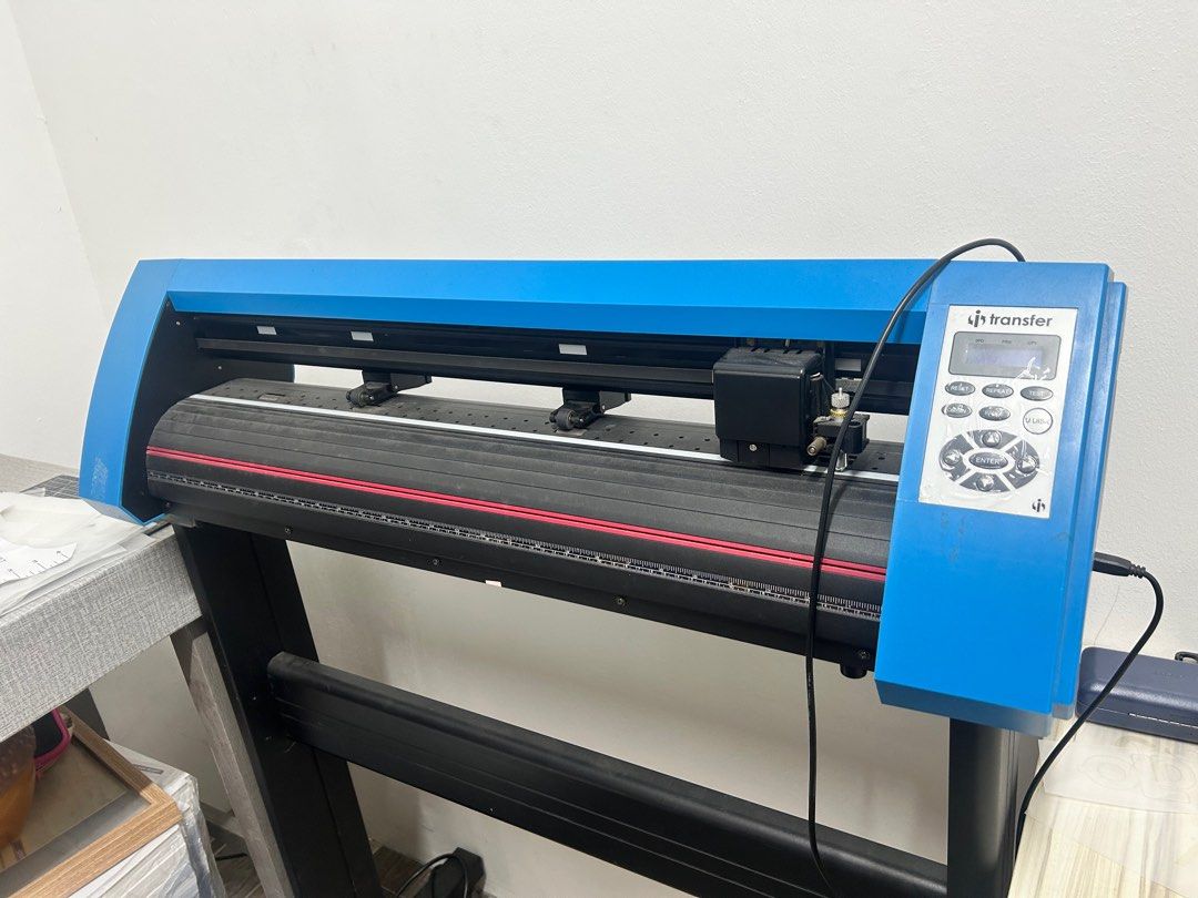 Itransfer Cutter Plotter 24” (Category: Printers, Scanners & Copiers) located in Meycauayan. Submitted by oldsoulnostalgia (Listing ID 1371510806, Image 2). Description: For sale: iTransfer Cutter Plotter 24” Selling for 8k only Good functioning condition. Wala lang CD installer. RFS: Switched to DTF. Hindi na masyadong nagagamit. Thanks..