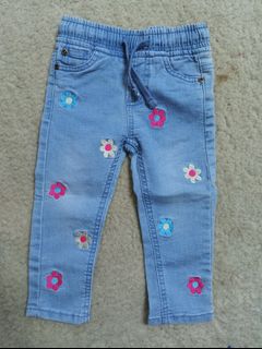 (Category: ) located in . Submitted by lovesandyy (Listing ID 1371482247, Image 1). Description: .