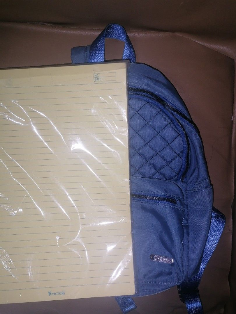 Kcross School Backpack / Small Bag (Category: Backpacks) located in Muntinlupa City. Submitted by dmgdbee (Listing ID 1371383004, Image 3). Description: Preloved kcross backpack **COLOR MAY SLIGHTLY VARY DUE TO LIGHTING ** ✅ In good condition, wala naman other issues aside from: ❗ May mga konting pen marks sa gilid ng bag (see last photos), so please manage your expectations ✅ Maraming pockets sa loob ng bag 💸 Negotiable sa sure buyer 📌Availabl