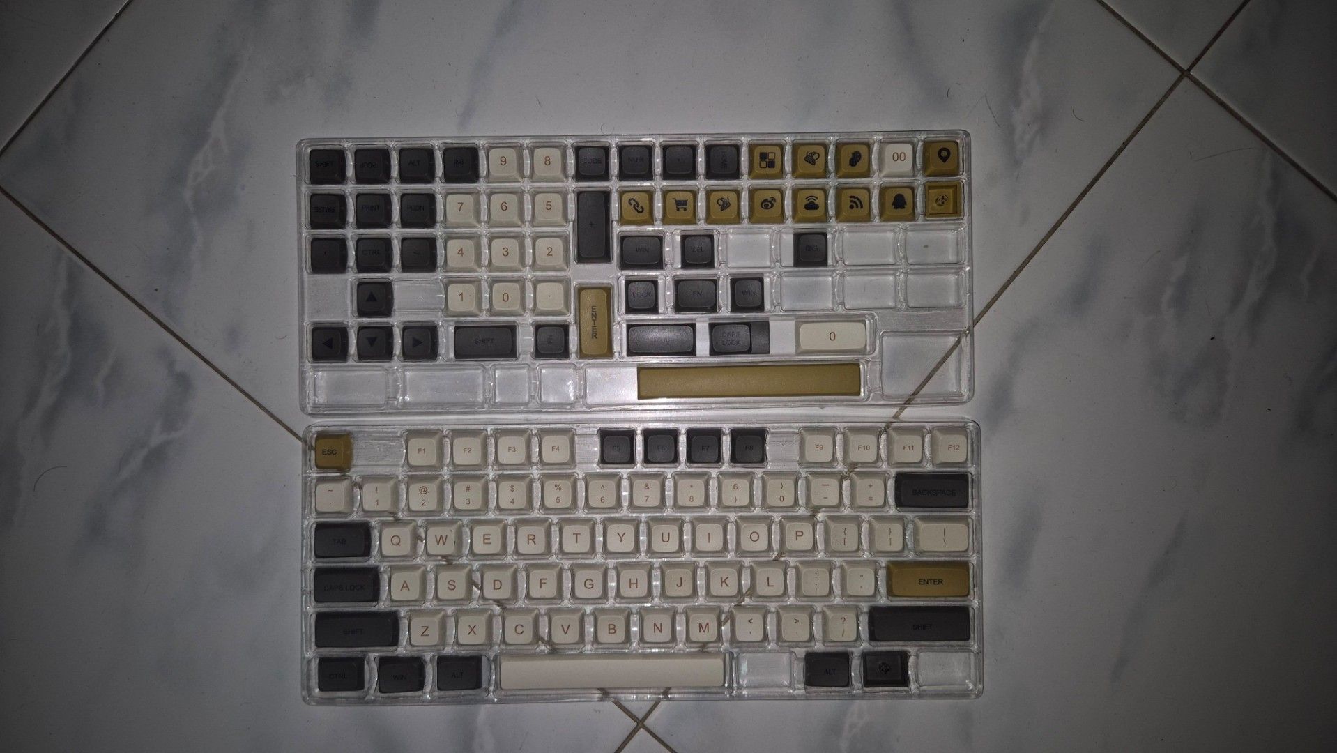 Keycaps Shimmer, XDA Profile, PBT material, 125keys (Category: Computer Keyboard) located in Singapore. Submitted by ahmadkhairul (Listing ID 1371449571, Image 3). Description: Usable with most switch Keycaps Shimmer, XDA Profile, PBT material, 125keys.