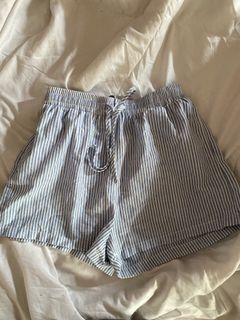 (Category: ) located in . Submitted by saraaaaaaak (Listing ID 1371457185, Image 1). Description: .