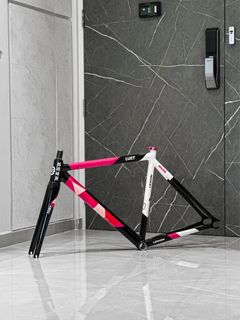 (Category: ) located in . Submitted by chillguybikes (Listing ID 1371364627, Image 1). Description: .