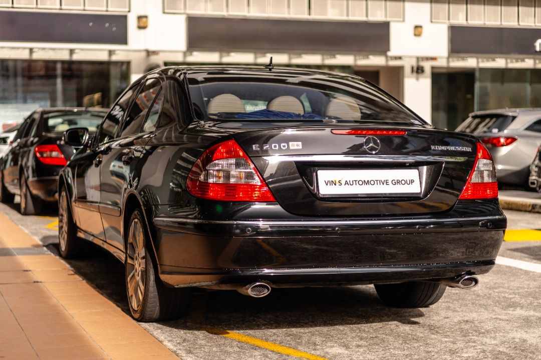 Mercedes-Benz E-Class E200 NGT Auto62885346937219111