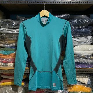 (Kategori: ) berada di . Dikirim oleh blacksmiththriftmart (ID iklan 1371512633, Gambar 1). Deskripsi: .