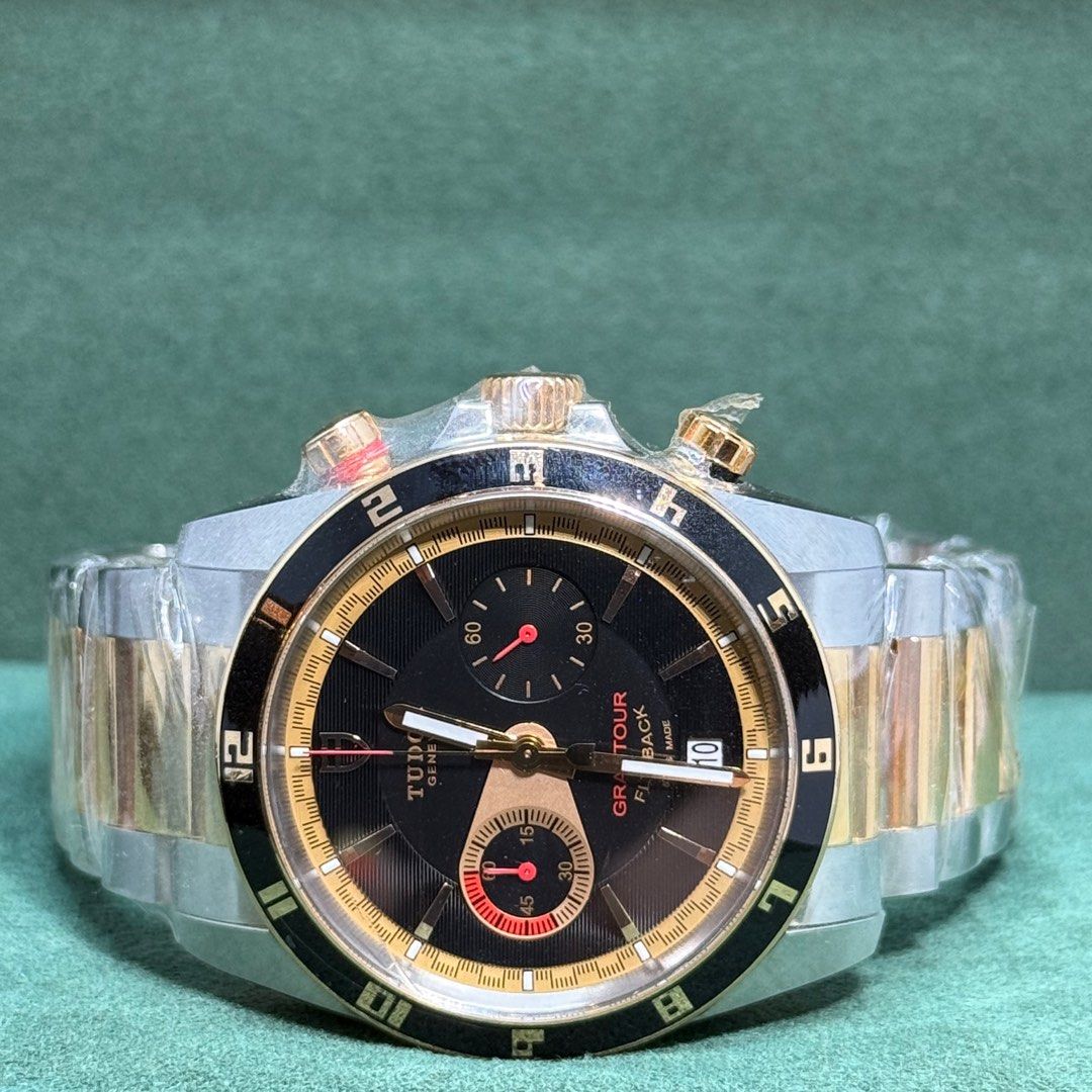 🔥NOS🔥 Tudor Grantour Flyback Chrono 20551N (Category: Watches) located in Singapore. Submitted by watchconnect (Listing ID 1371502024, Image 1). Description: 🔥NOS🔥 Tudor Grantour Flyback Chrono 20551N ***NEW OLD STOCK*** 🔥🔥Shop Based🔥🔥 Price: 💰$7500💰 - Full Set W/ Serial Tag, Box, Manual, Booklets, Warranty Card Join us for exclusive early access & updates on our latest arrivals. [//t.me/watchconnectsg] 💳Credit Card One Time Payment Or