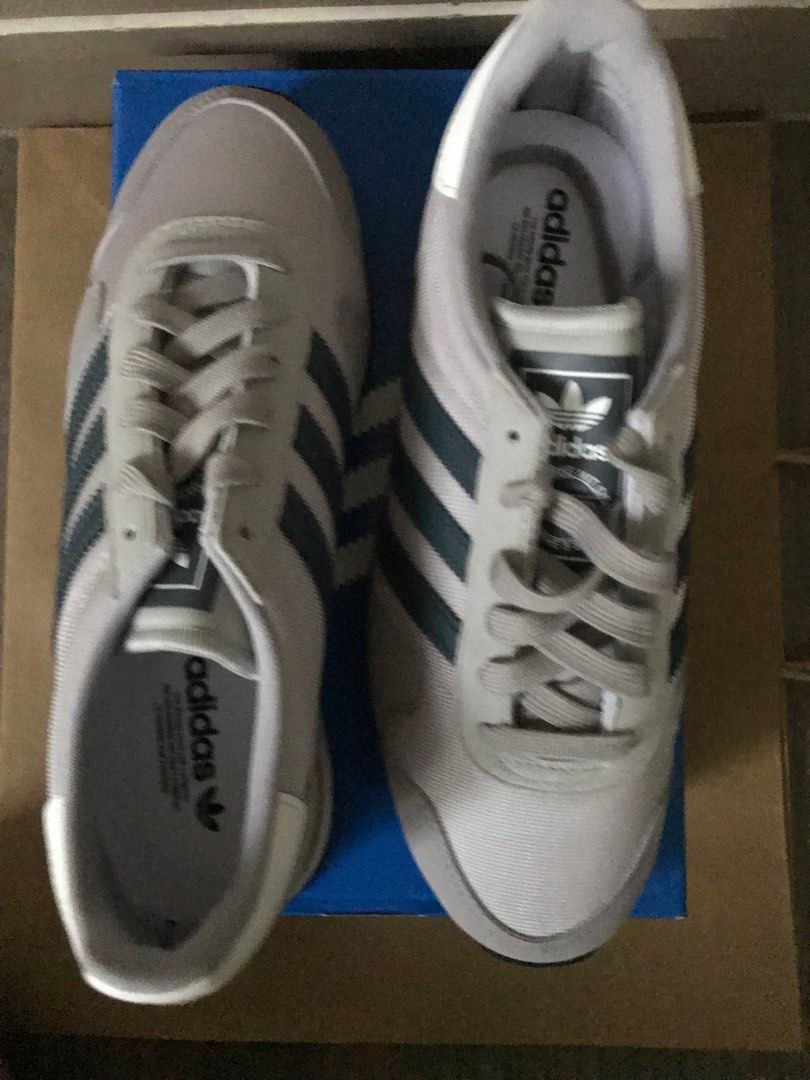 Original Adidas for women (Category: Sneakers) located in Santa Rosa. Submitted by annacollection.ph (Listing ID 1371392281, Image 2). Description: For sale original shoes for women With box and paper bag Size: US 6 Discounted na po ito, never naisuot at brandnew personal na gamit DM me for more info/interested Payment first thru Gcash/BPI/BDO SF not yet included Courier: LBC .