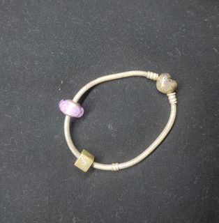 (Category: ) located in . Submitted by preloved1007 (Listing ID 1371379003, Image 1). Description: .