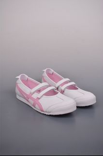 (Category: ) located in . Submitted by outletshoes (Listing ID 1371377636, Image 1). Description: .