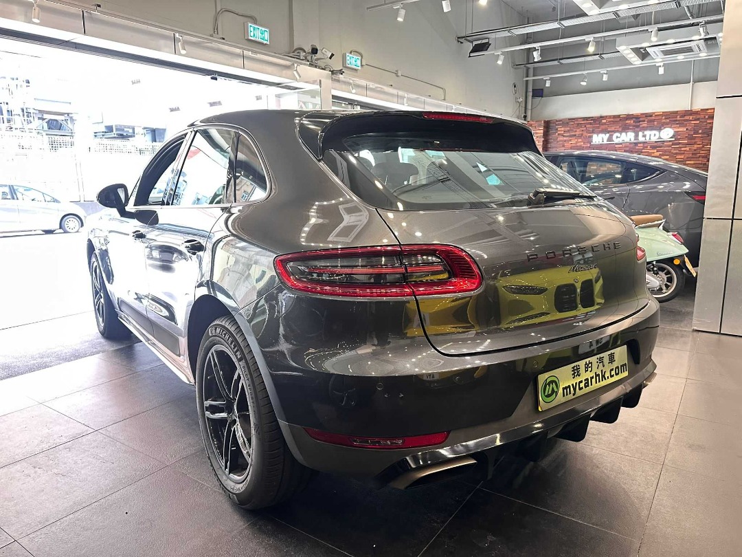 Porsche  MACAN Auto62863128256515111