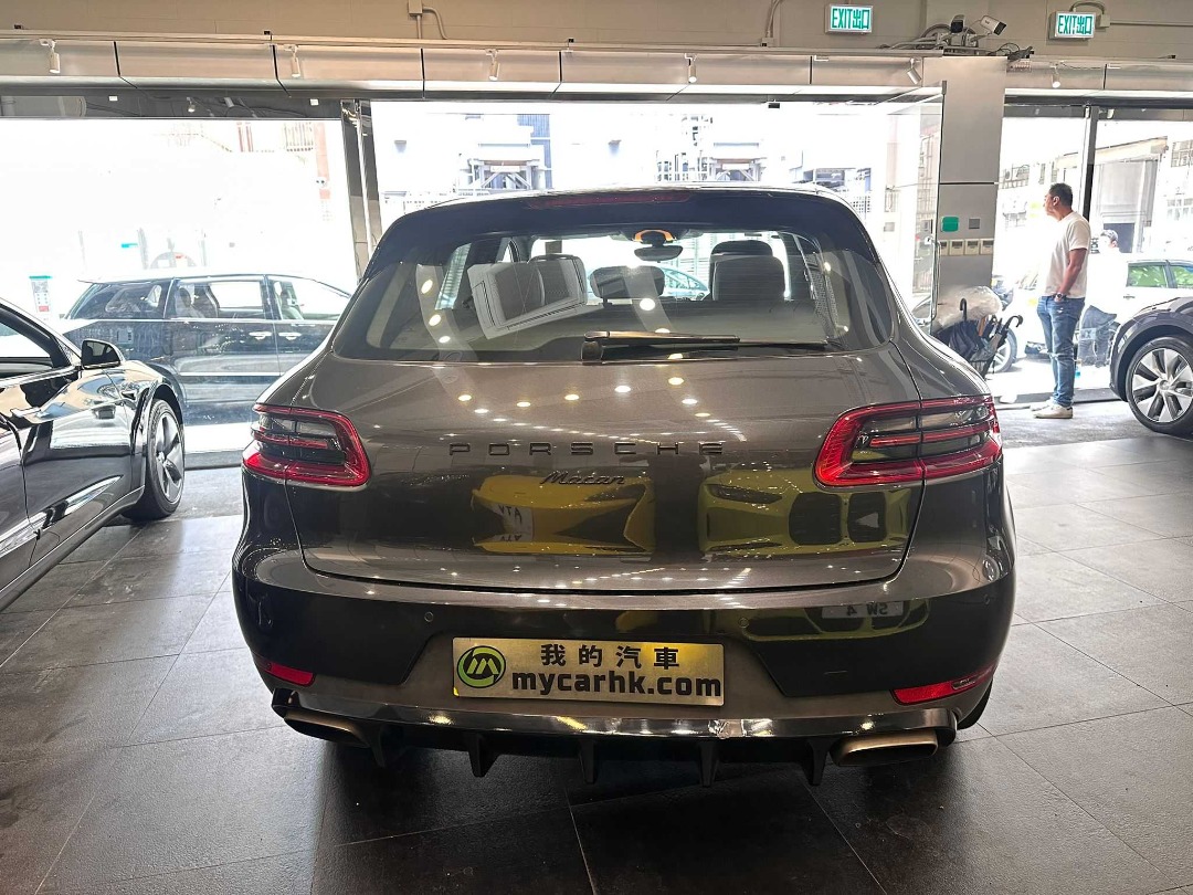 Porsche  MACAN Auto62863128256515113