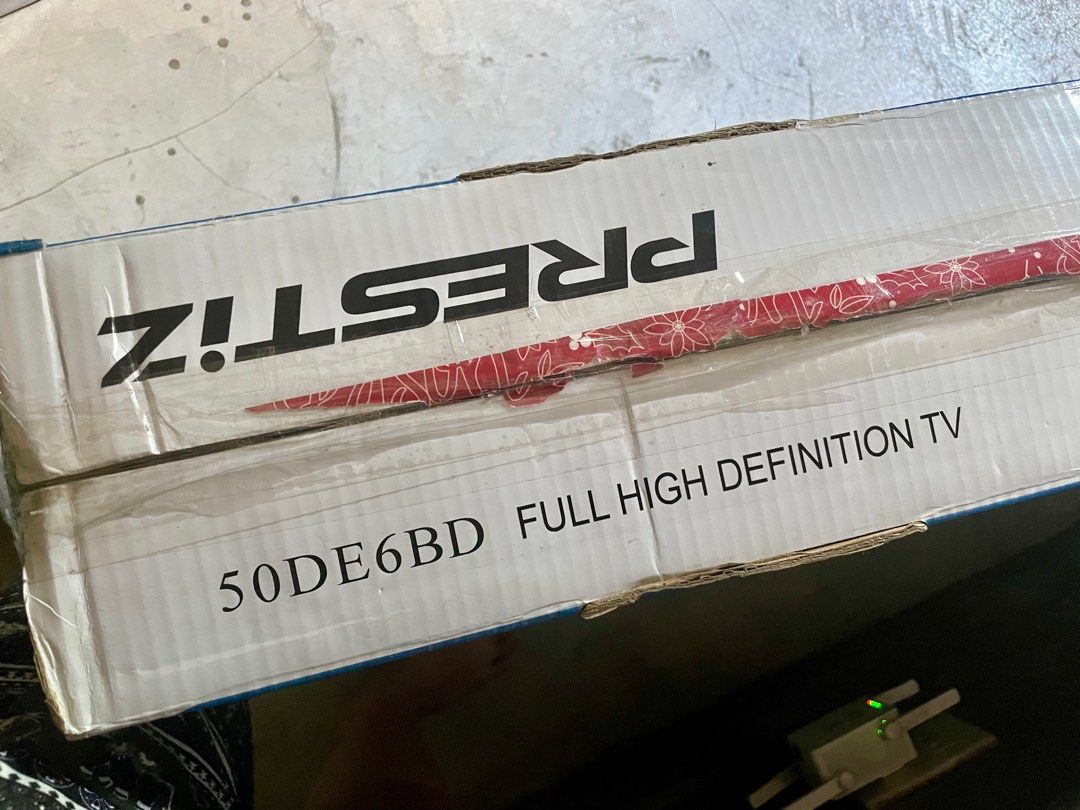 PRESTIZ 50” LED TV (Category: TV) located in Bulacan. Submitted by declutterwithjcl_ (Listing ID 1371390681, Image 3). Description: Brand: Prestiz Model: 50DE6BD 50 inches LED TV FULL HIGH DEFINITION With Stand Manual Brand New RFS: Napanalunan sa raffle, never nagamit. Note: HINDI po Smart TV, kailangan lang bilan ng TV box para magamit for Netflix, Prime Video, Youtube, etc..