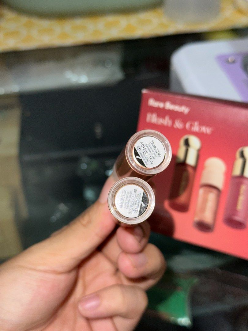 Rare Beauty Mini Highlighters - Magnetize and Transcend (Category: Makeup) located in Quezon City. Submitted by cstuff_forsale (Listing ID 1371432065, Image 2). Description: NO LOWBALLING Brand new, authentic, Never used! Part of a set Mini size .