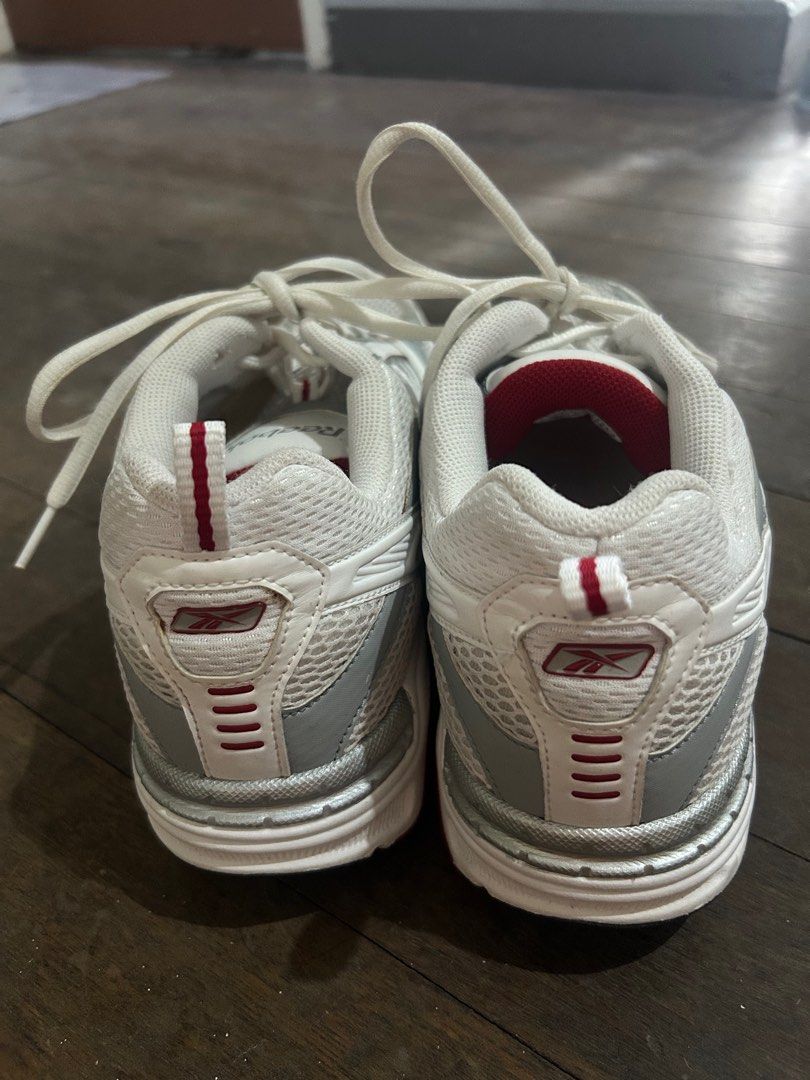 Reebok Running Shoes (Category: Sneakers) located in Mandaluyong City. Submitted by stuff_coollection (Listing ID 1371446976, Image 3). Description: Authentic Size 10.